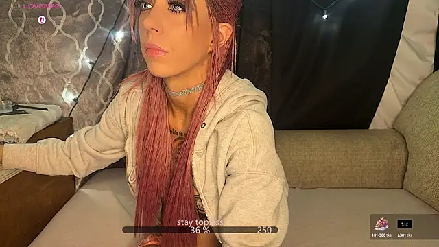 VeronicaRonnieTaylor online show from October 6, 2025, 9:51 am