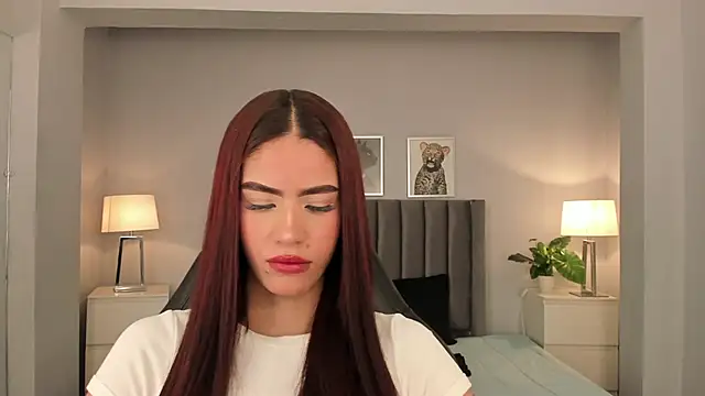 Madie  collins online show from March 22, 2025, 11:11 am