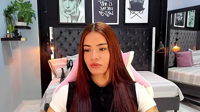 Madie  collins online show from September 27, 2025, 10:09 am