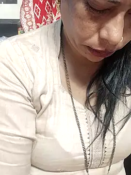 Urmila bhabhii online show from November 15, 2025, 3:15 am