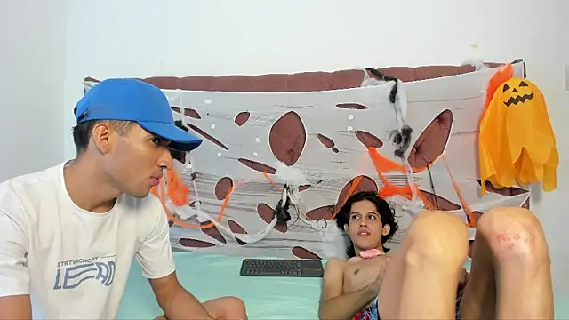 jony honey online show from October 28, 2025, 1:14 pm