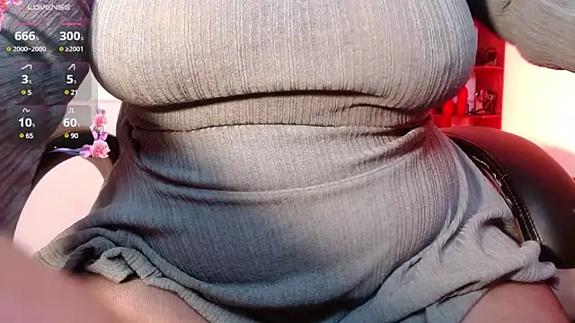 VictoriaMontero30000 online show from March 3, 2025, 1:53 am