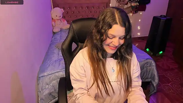 Sabrina Hall  online show from February 23, 2025, 4:28 am