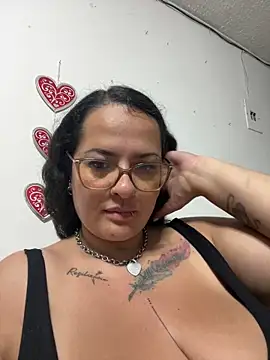 KarllaWalker online show from May 27, 2026, 1:24 am