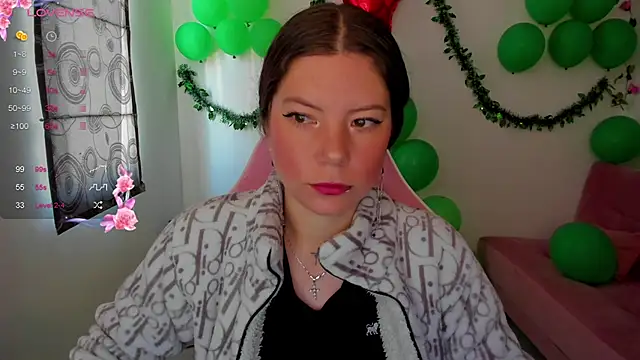 Snapshot of Susana_garcia_ chatting on December 14, 2024, 2:10 pm Susana garcia online show from December 14, 2024, 2:10 pm