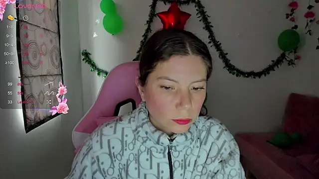 Snapshot of Susana_garcia_ chatting on December 30, 2024, 10:01 pm Susana garcia online show from December 30, 2024, 10:01 pm