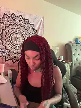 Snapshot of butterflybootyy chatting on December 14, 2024, 6:09 pm butterflybootyy online show from December 14, 2024, 6:09 pm