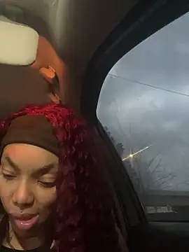 Snapshot of butterflybootyy chatting on December 20, 2024, 10:43 pm butterflybootyy online show from December 20, 2024, 10:43 pm