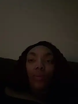 Snapshot of butterflybootyy chatting on December 31, 2024, 11:28 pm butterflybootyy online show from December 31, 2024, 11:28 pm