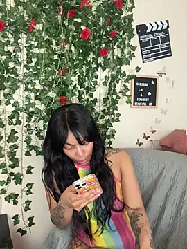 Snapshot of butterflybootyy chatting on February 28, 2025, 4:43 am butterflybootyy online show from February 28, 2025, 4:43 am