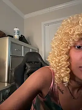 butterflybootyy online show from December 20, 2025, 12:56 pm