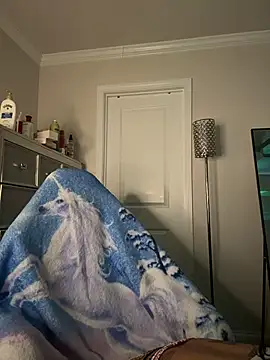 butterflybootyy online show from March 31, 2026, 7:42 am