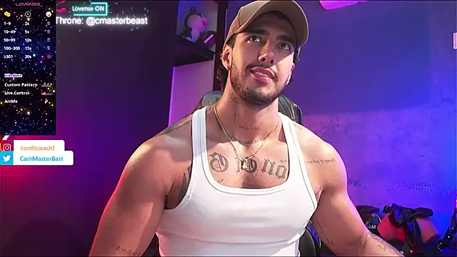 JACOB MARTINS online show from May 26, 2026, 8:27 pm