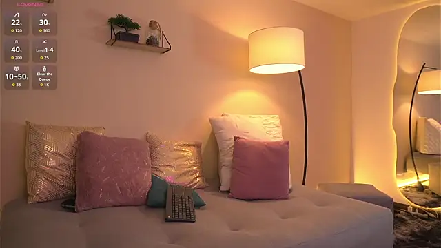 Chloe Cherry21 online show from November 5, 2025, 2:55 am