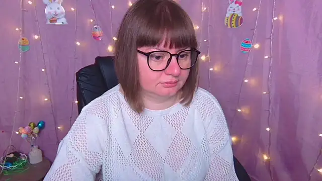 ZannaDreil online show from April 8, 2026, 6:08 pm