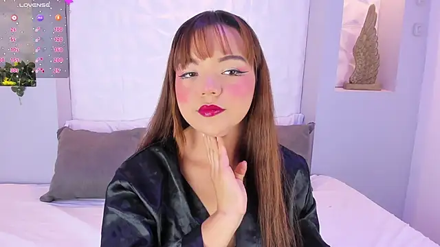 EmilyRouss  online show from January 14, 2026, 7:30 pm