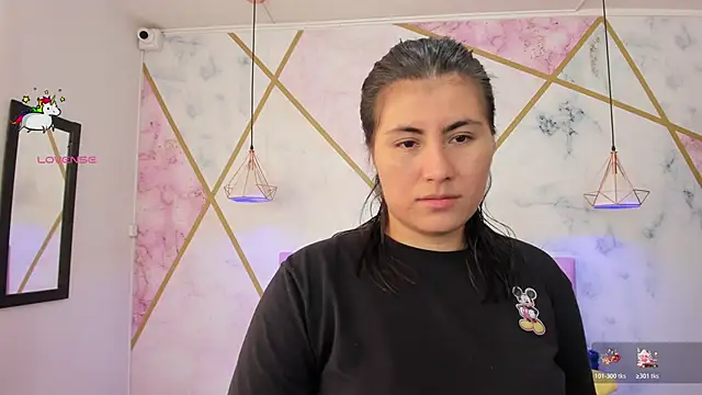 lizortiz online show from November 17, 2025, 12:55 pm