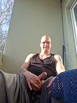 Maiki82 online show from March 21, 2025, 8:28 am