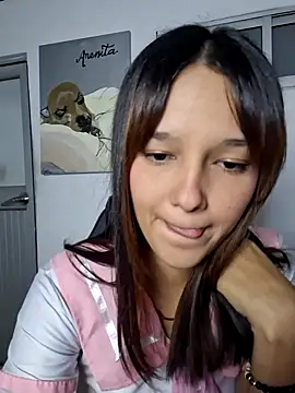  Denis sweet online show from December 19, 2024, 2:34 am