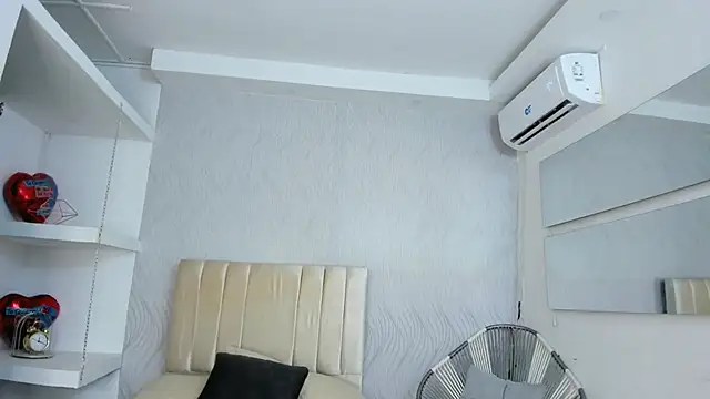 miranda villa online show from March 19, 2025, 12:34 pm