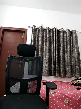 sanaya baby online show from February 21, 2025, 1:44 pm