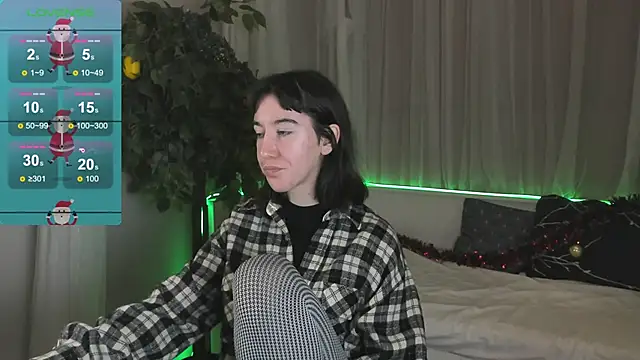 Belle Via online show from December 24, 2024, 1:28 pm