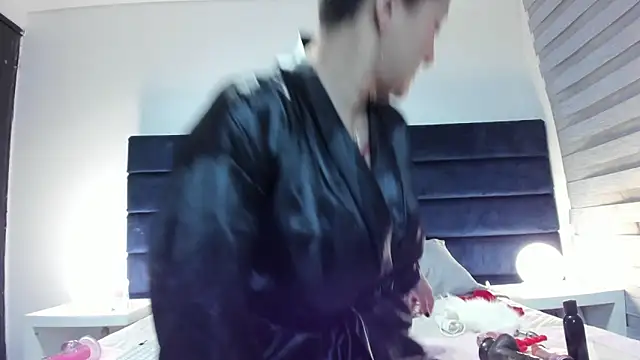 Snapshot of _Cristal_evans chatting on January 5, 2025, 9:48 am Cristal evans online show from January 5, 2025, 9:48 am