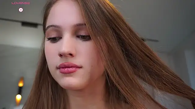 hecola online show from November 8, 2025, 11:21 am