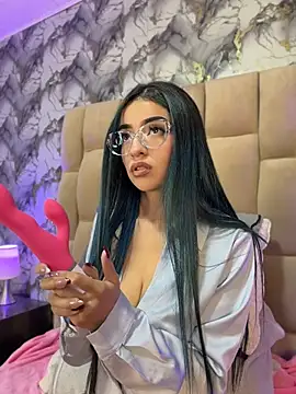 Kristin Ramirez online show from June 10, 2026, 1:17 am