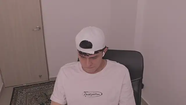 Tony Hoffa online show from September 21, 2025, 7:04 pm