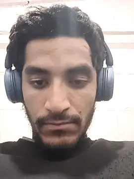 Snapshot of nskgenz chatting on November 19, 2025, 7:36 pm nskgenz online show from November 19, 2025, 7:36 pm