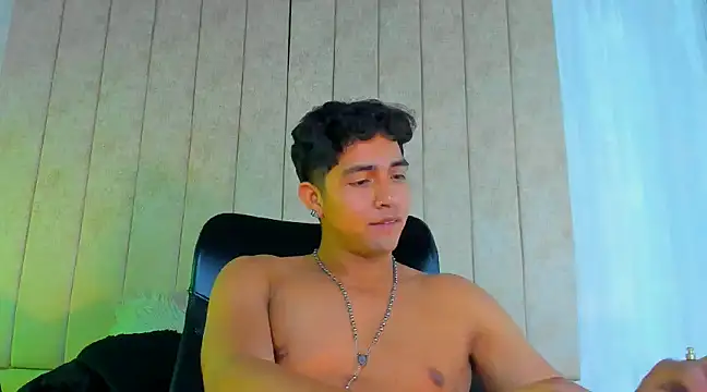 Snapshot of Muichiro_tokito1 chatting on January 21, 2025, 4:10 am Muichiro tokito1 online show from January 21, 2025, 4:10 am