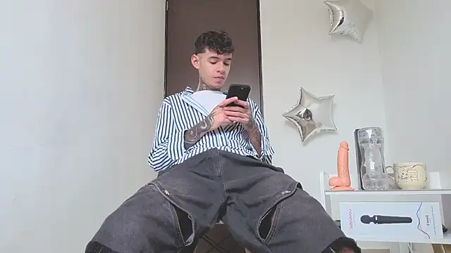 Saturno v online show from September 10, 2025, 11:10 am