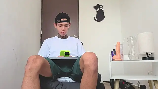 Saturno v online show from November 18, 2025, 10:41 am