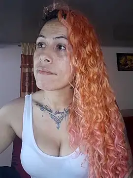 Sexy-Favgirl online show from March 9, 2025, 1:37 pm