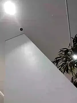 Miia grand online show from December 17, 2024, 6:42 pm