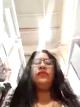 Miia grand online show from January 29, 2025, 3:04 pm