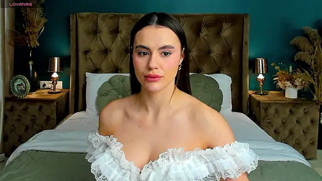 CalyMoon online show from January 31, 2026, 8:29 pm