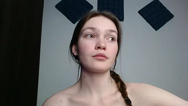 stellapayne1 online show from February 25, 2025, 10:07 pm