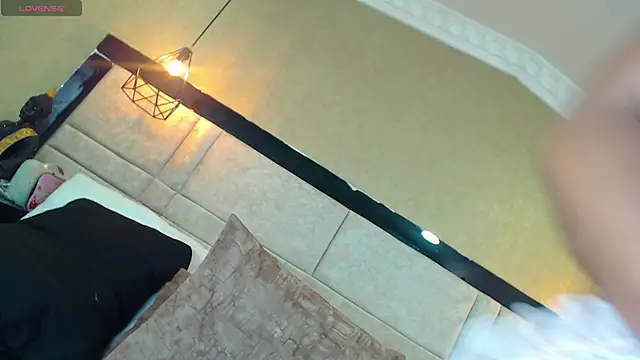 kimCosseyy online show from March 9, 2025, 5:11 am