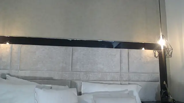 kimCosseyy online show from September 13, 2025, 3:06 am