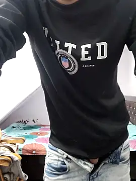 Habibi big b online show from March 5, 2025, 7:38 pm