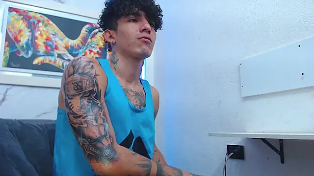 targuerian22 online show from March 26, 2026, 1:22 am