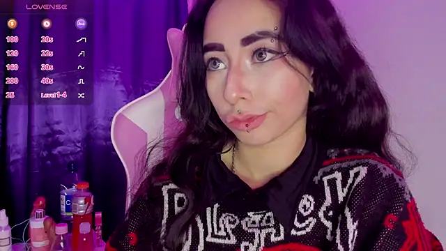 hanna  azumi online show from January 25, 2025, 6:45 am