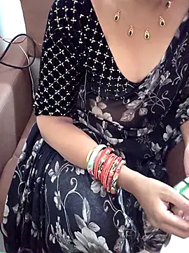 Snapshot of Roja-Telugu777 chatting on May 11, 2026, 3:23 am Roja-Telugu777 online show from May 11, 2026, 3:23 am