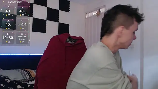 bryamado69 online show from November 8, 2025, 2:50 pm