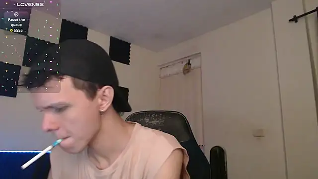 bryamado69 online show from December 1, 2025, 12:59 am