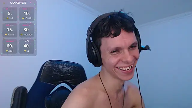 bryamado69 online show from December 16, 2025, 6:18 am