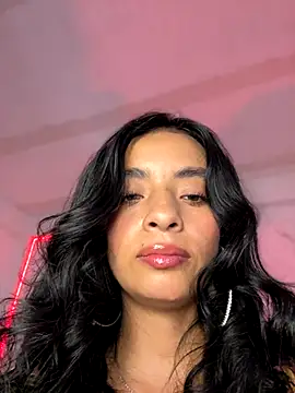 Laura fernandezII online show from October 5, 2025, 7:34 pm