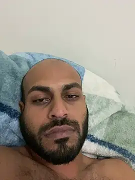 Snapshot of islandvybee55 chatting on December 29, 2024, 4:38 am islandvybee55 online show from December 29, 2024, 4:38 am